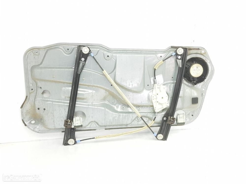 ELEVADOR FRENTE ESQUERDO VOLKSWAGEN GOLF IV BERLINA 1J110.1997 - 1