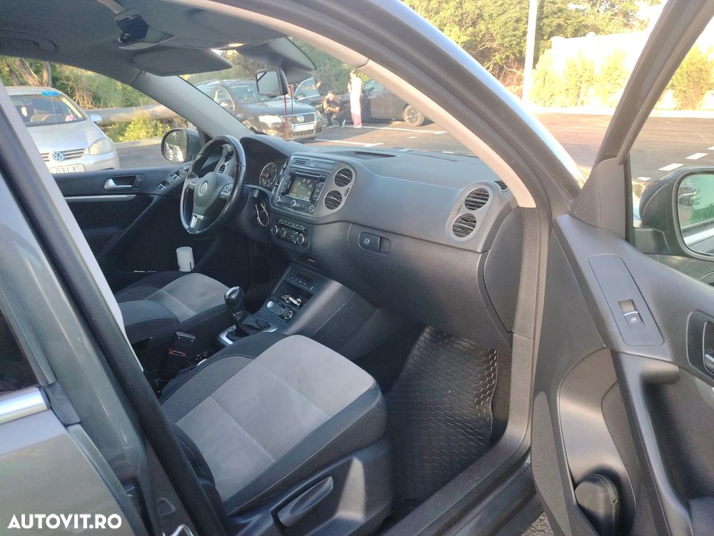 Volkswagen Tiguan 2.0 TDI 4Motion DSG BMT Sport & Style - 14