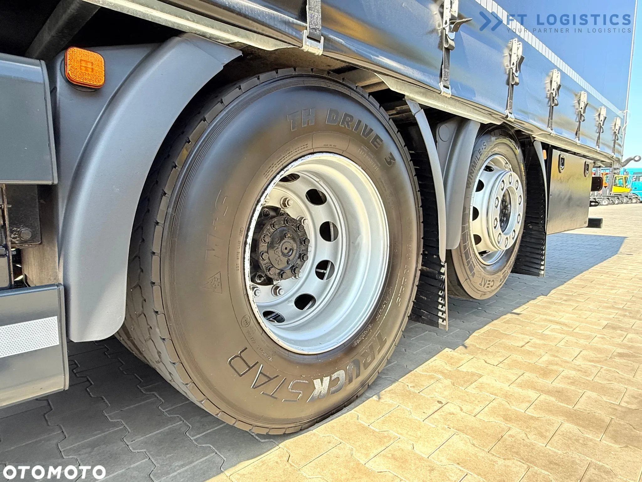 MAN TGX 26.470 / 19 PALET / OŚ SKRĘTNA / ŁADOWNOŚĆ 15 TON / RETARDER / STAN IDEALNY - 9