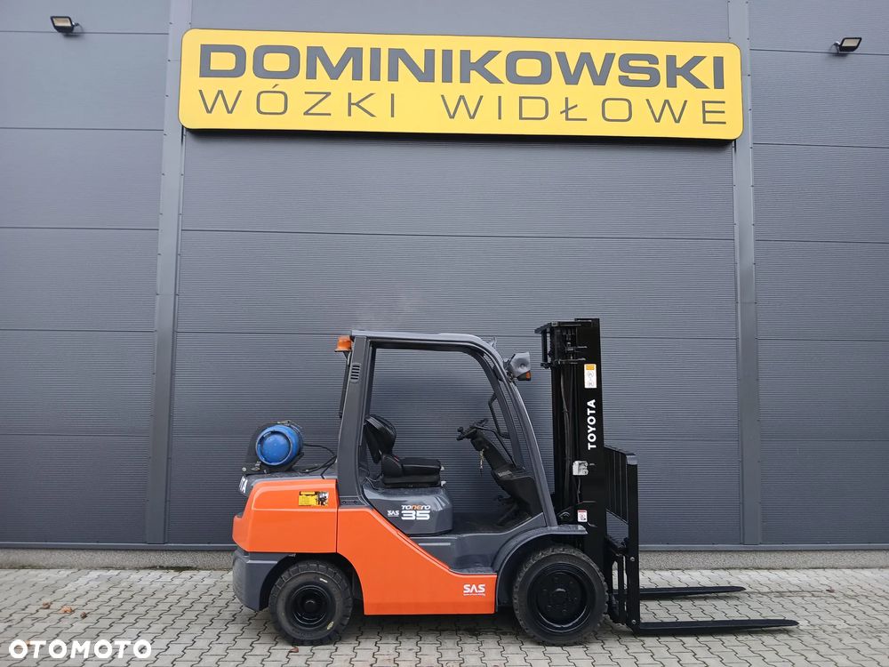 Toyota 02-8FGJF35 - 1