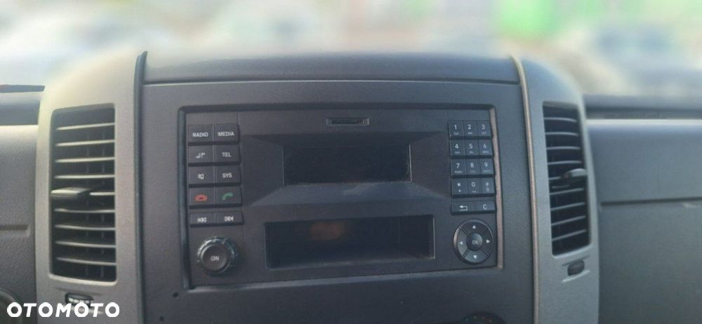 Volkswagen Crafter - 13