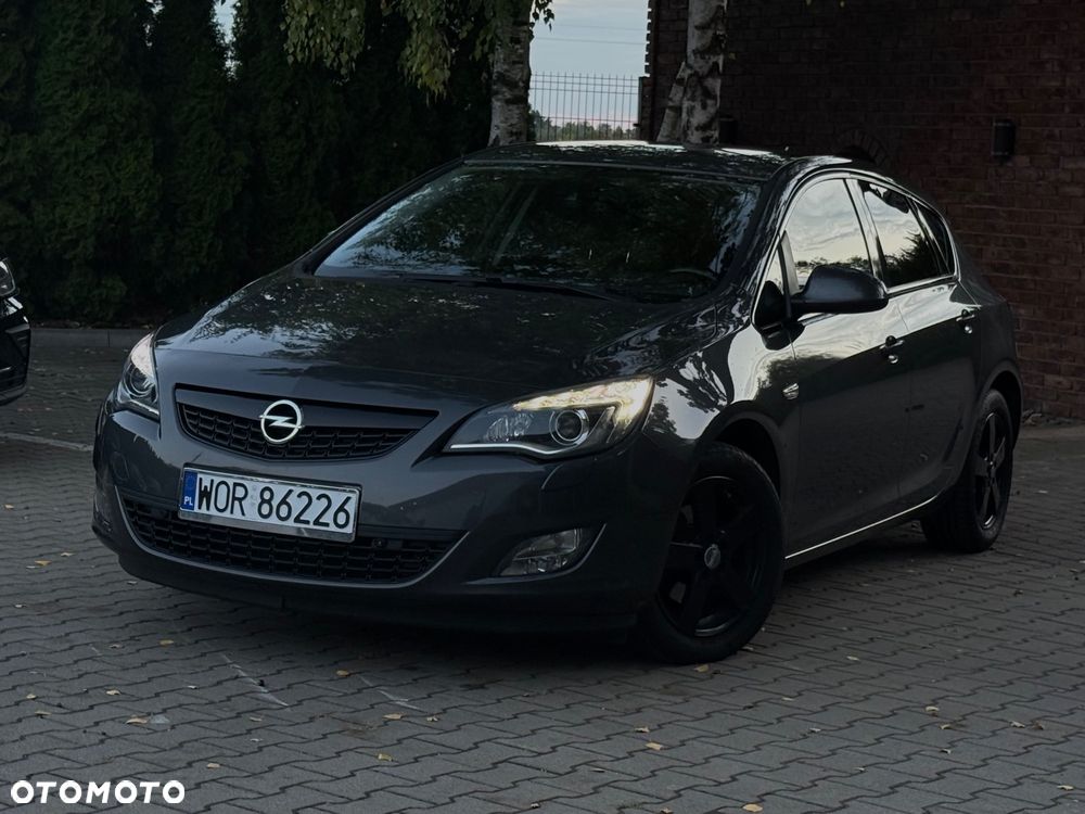 Opel Astra 1.4 T Cosmo - 2