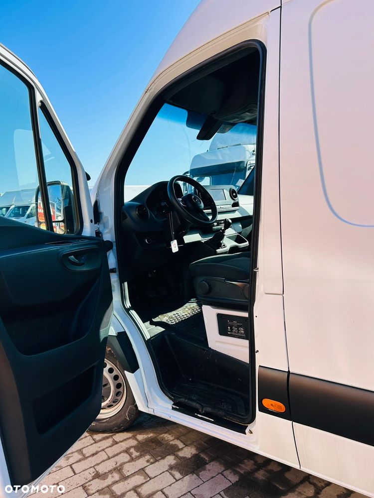 Mercedes-Benz sprinter - 20
