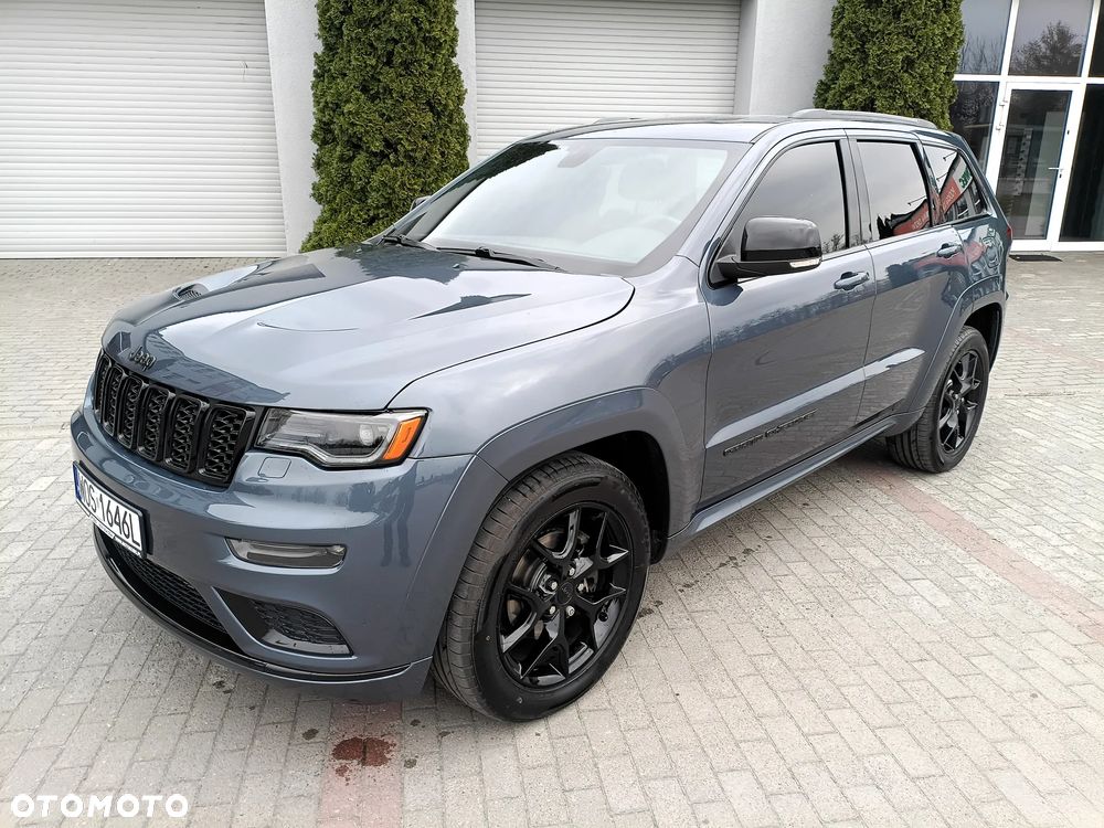 Jeep Grand Cherokee - 1