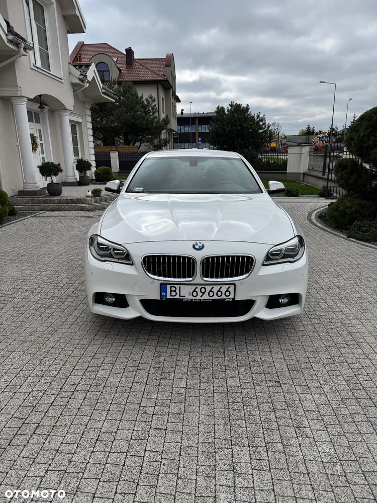 BMW Seria 5 530d xDrive - 7