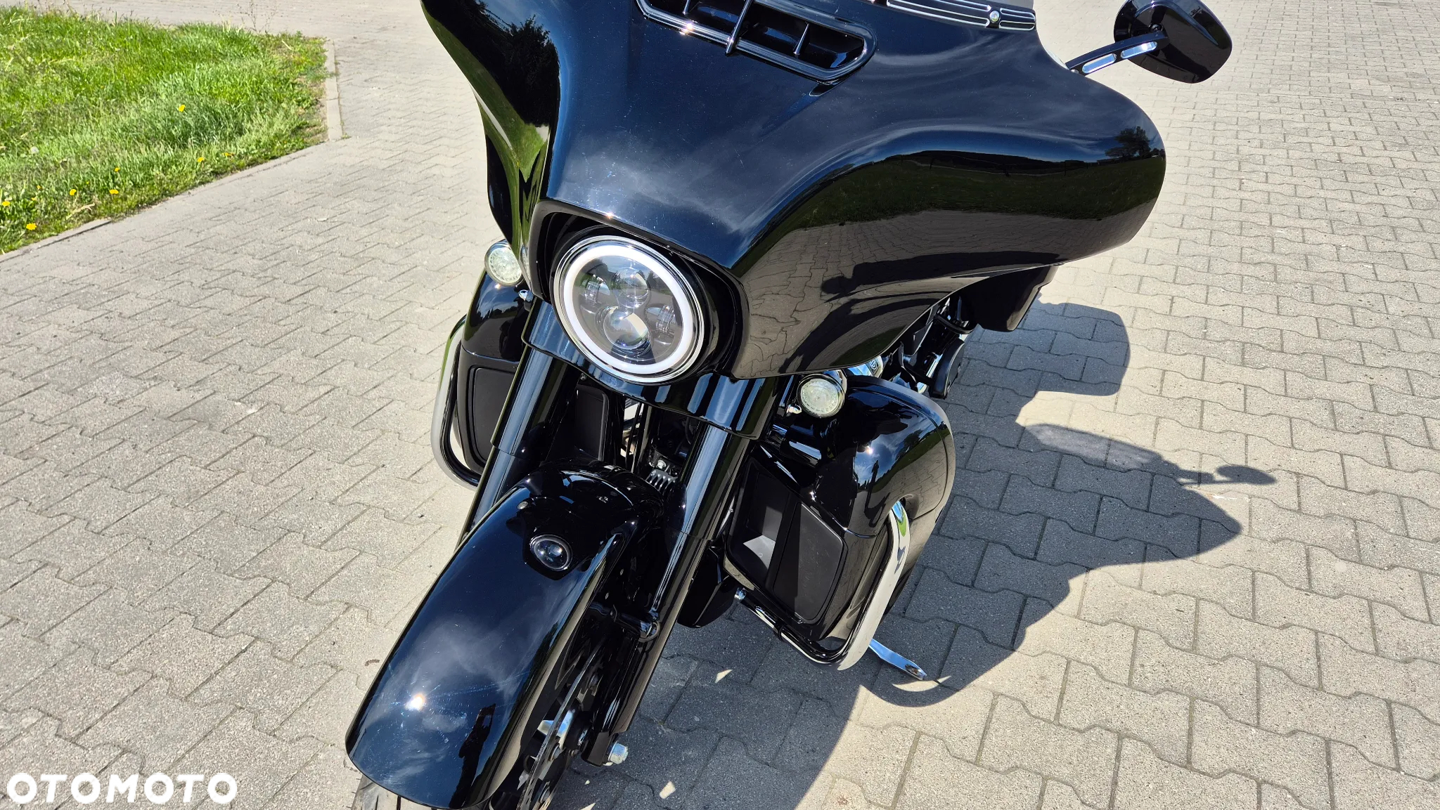 Harley-Davidson FLH Electra Glide - 7