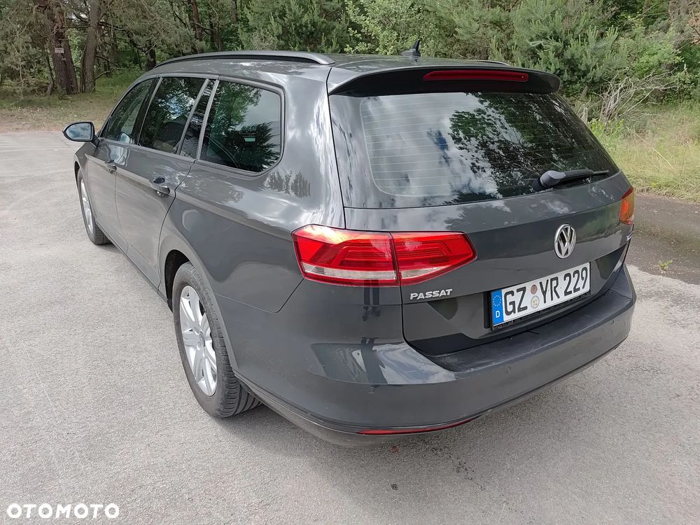 Volkswagen Passat 2.0 TDI BMT Comfortline - 13