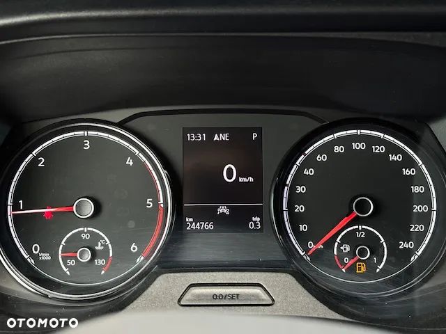 Volkswagen Transporter - 23