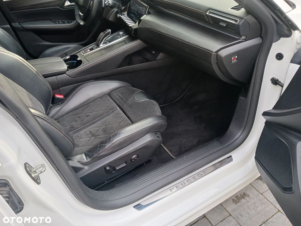 Peugeot 508 BlueHDi 180 EAT8 GT - 26