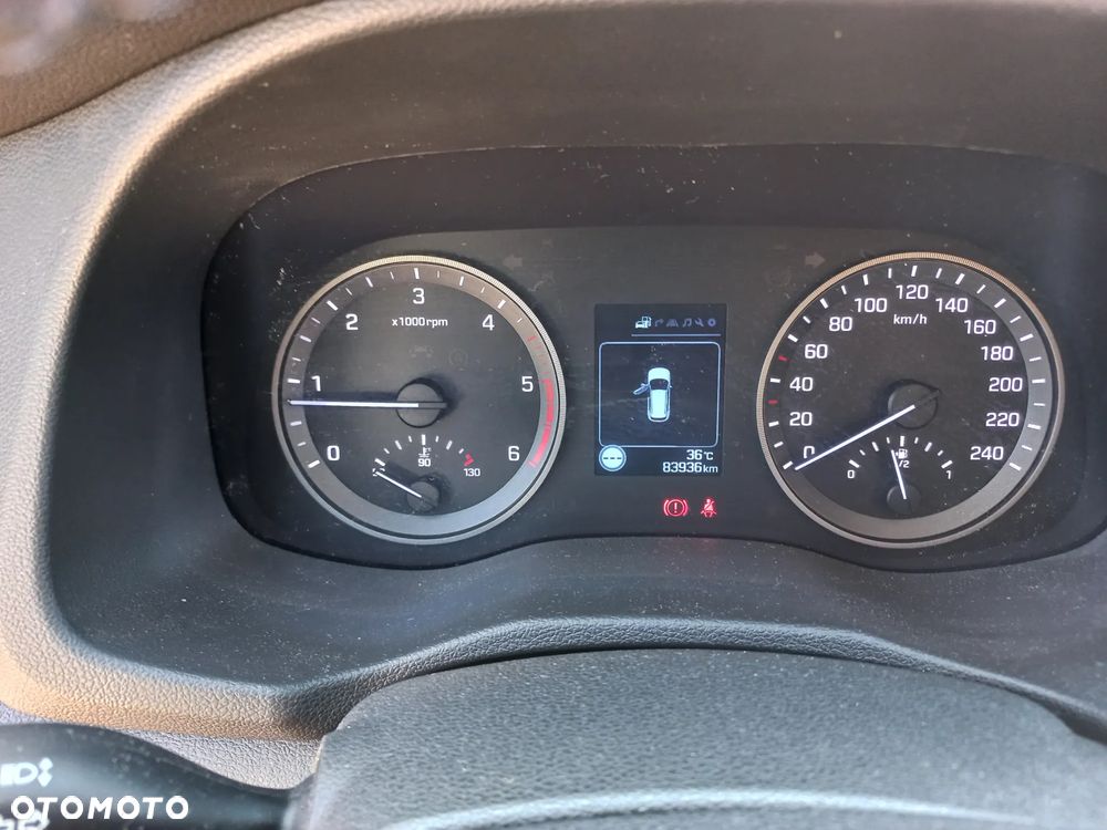 Hyundai Tucson blue 1.7 CRDi 2WD Style - 10