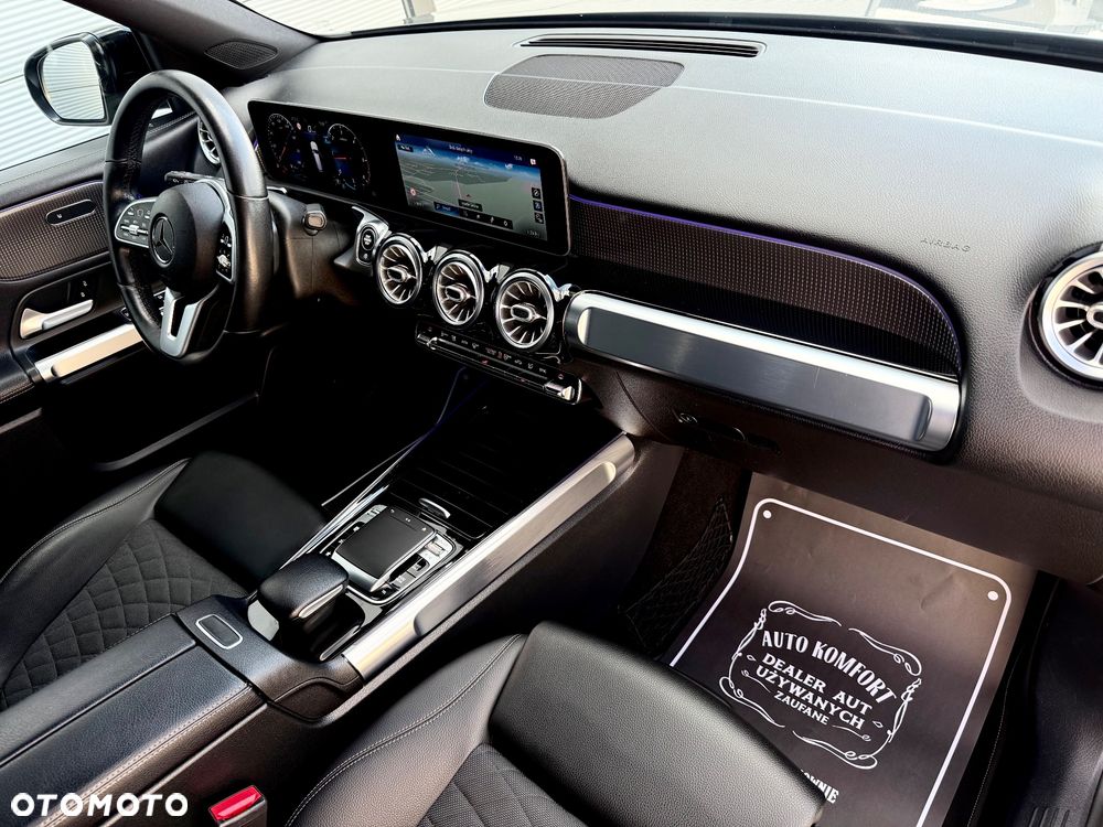 Mercedes-Benz GLB 200 d 4-Matic AMG Line 8G-DCT - 28