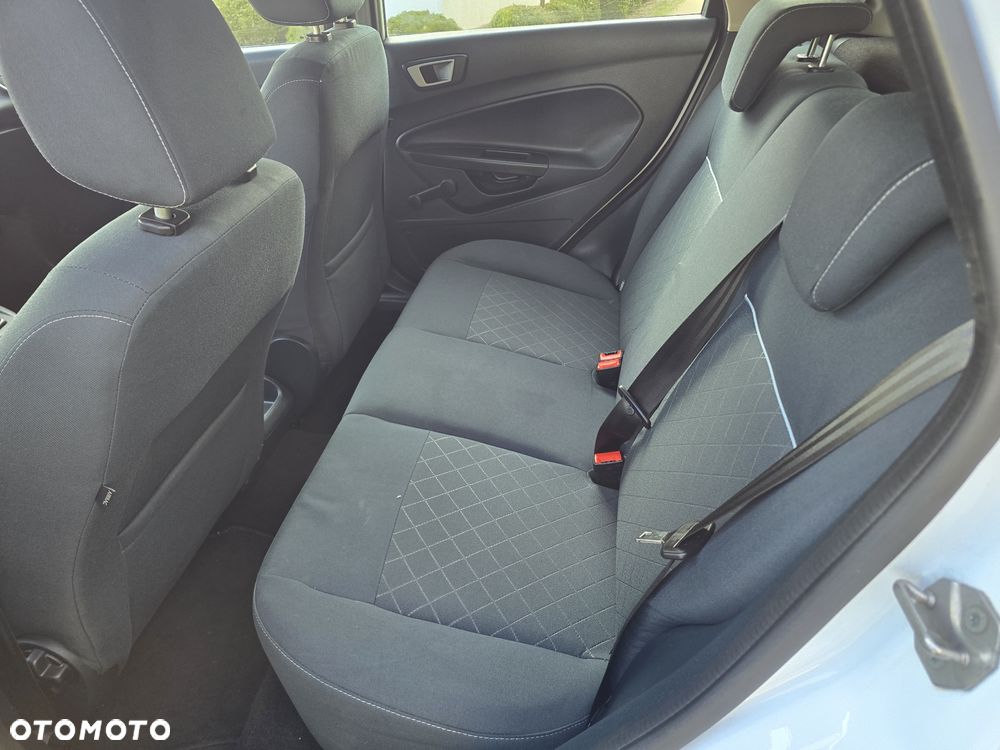 Ford Fiesta 1.4 TDCI - 9