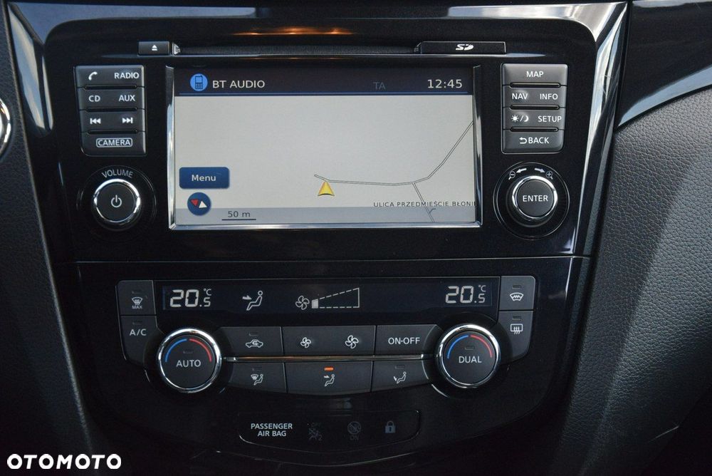 Nissan Qashqai 1.6 dCi 4x4 360 S&S - 24