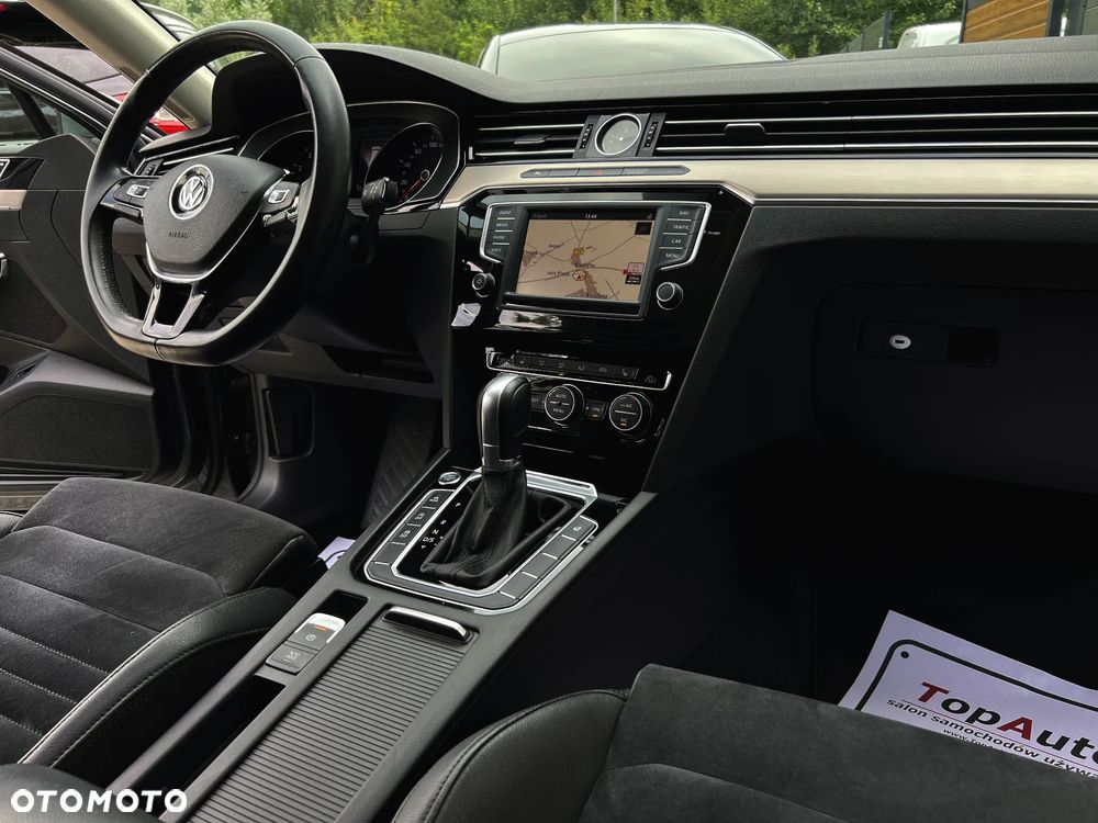 Volkswagen Passat - 18