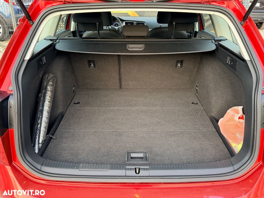 Volkswagen Golf - 15