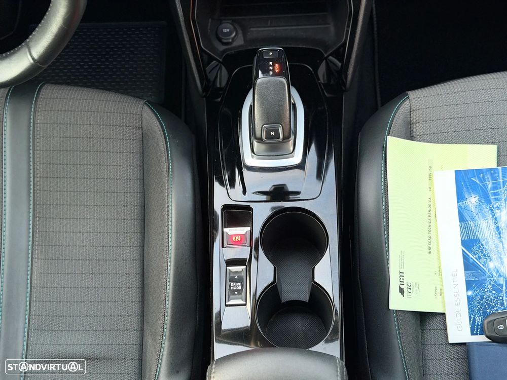 Peugeot 2008 1.2 PureTech Allure Pack EAT8 - 9