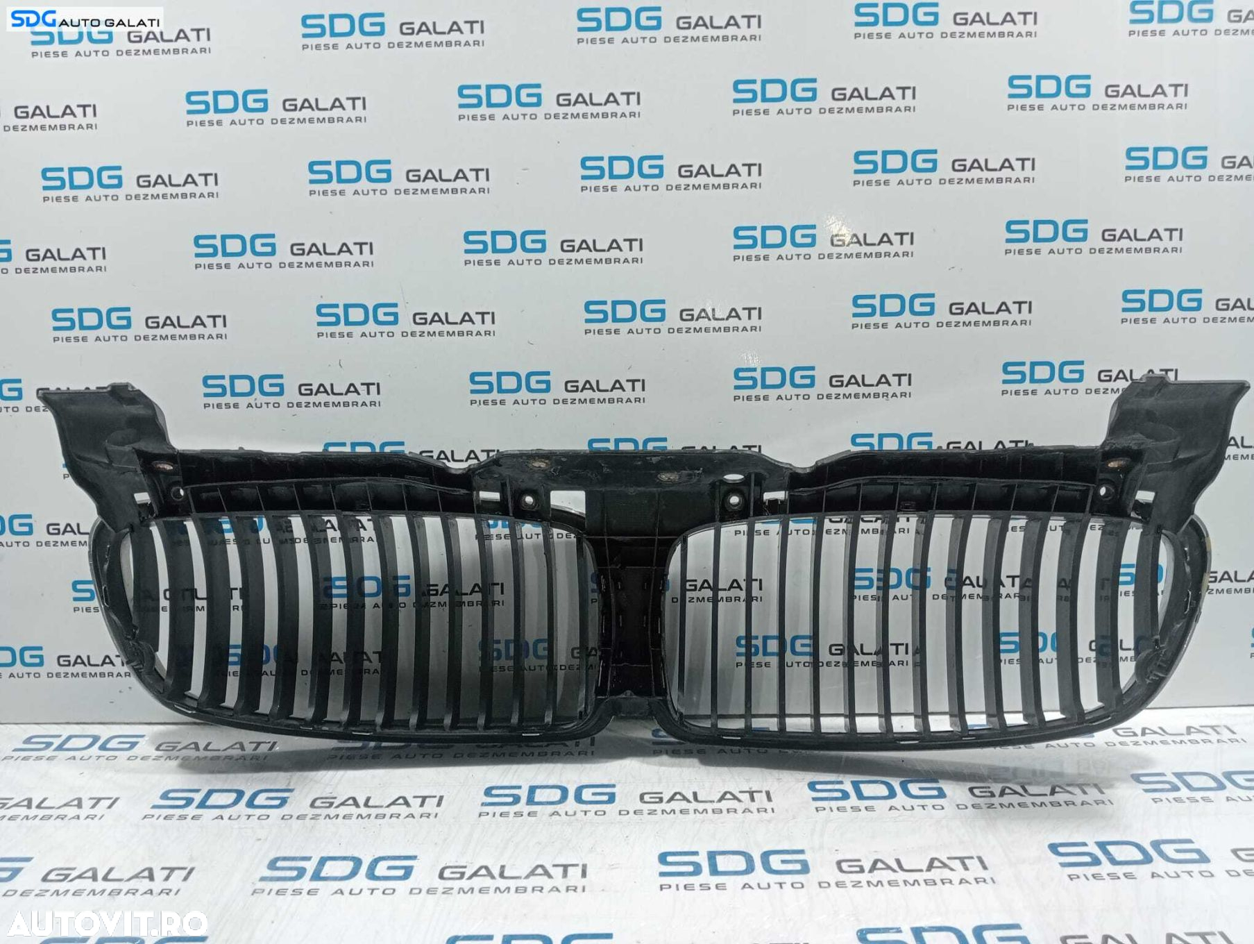 Grila Centrala cu Nara Nari Grile de pe Capota BMW Seria 7 E65 E66 730 Facelift 2005 - 2008 [L4789] - 4