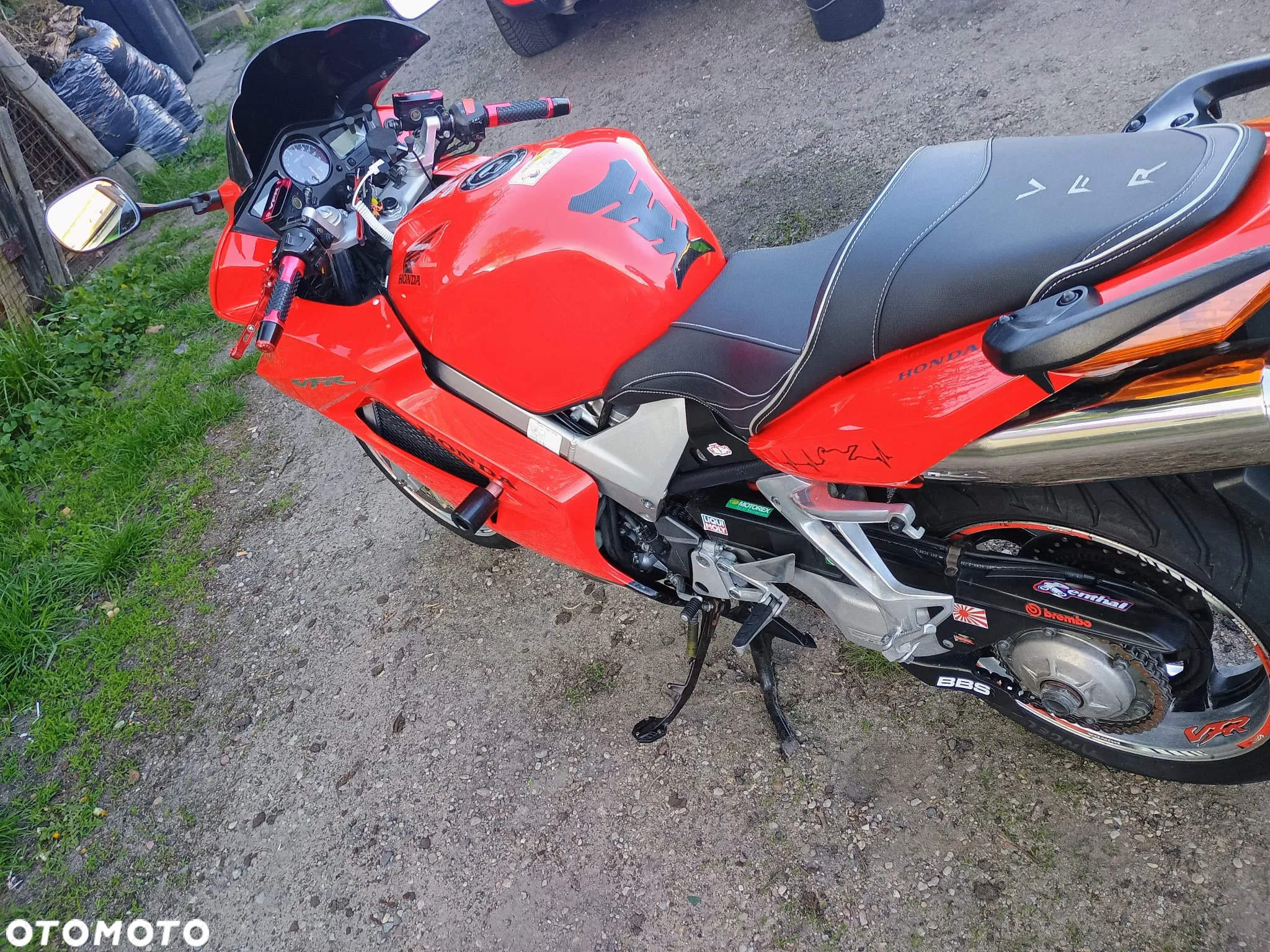 Honda VFR - 18