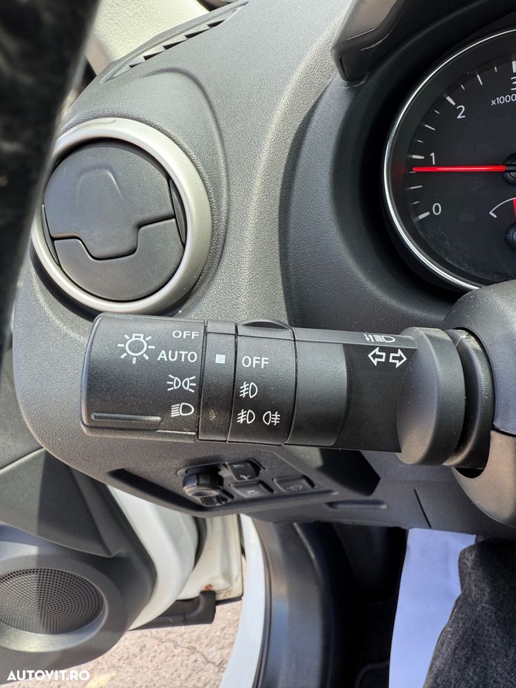 Nissan Qashqai+2 1.6 dCi DPF acenta - 14
