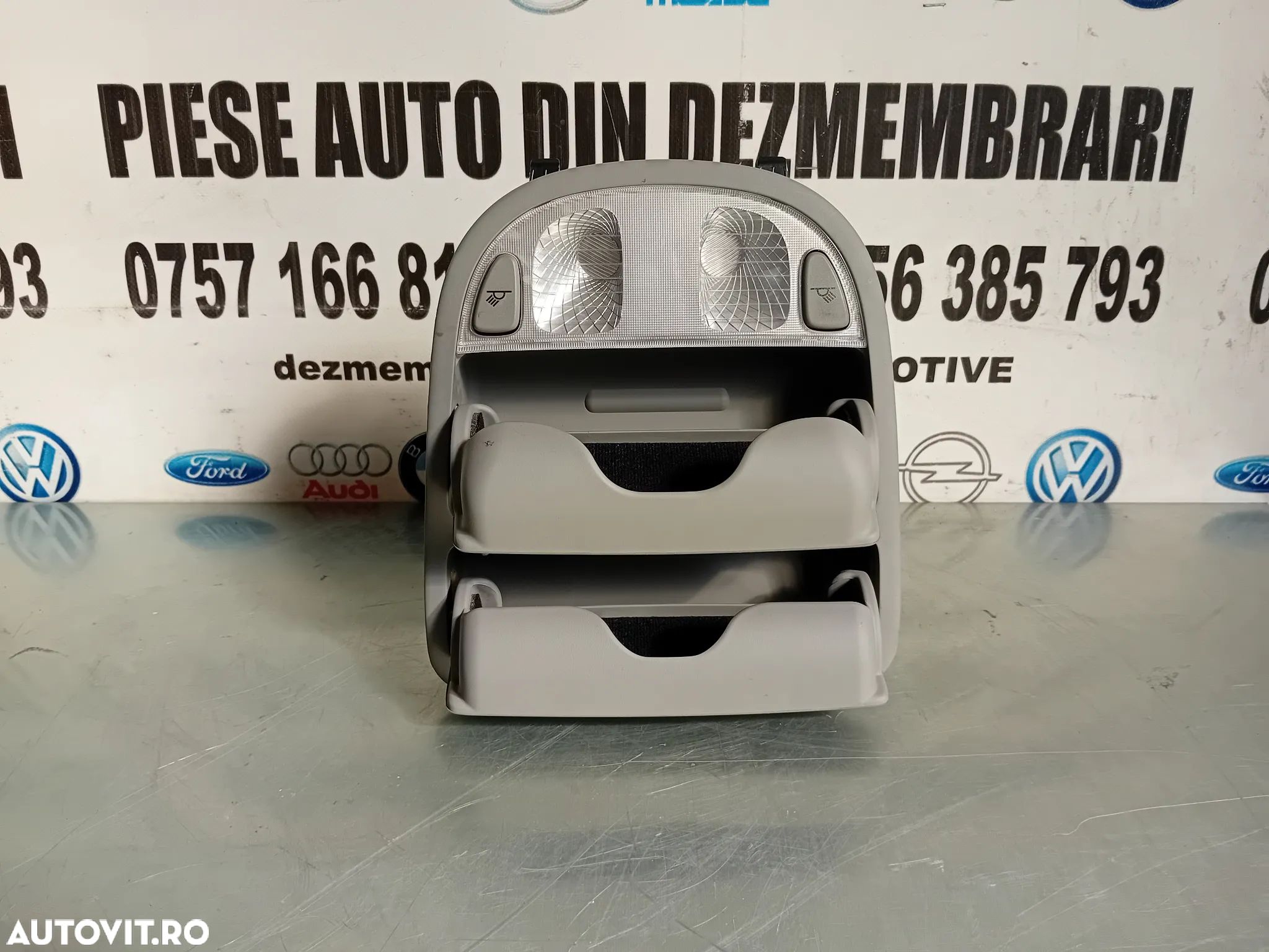 Plafoniera Fata Completa Suport Ochelari Hyundai Santa Fe 2 II An 2006-2012 - 1