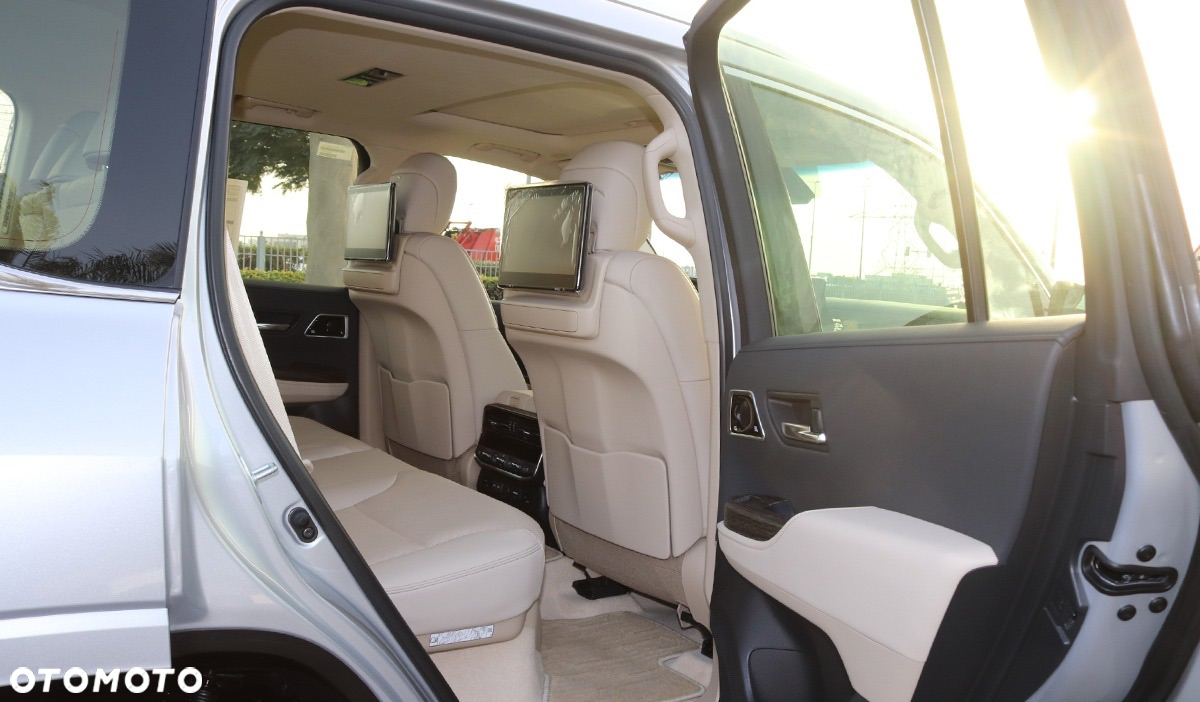 Toyota Land Cruiser - 27
