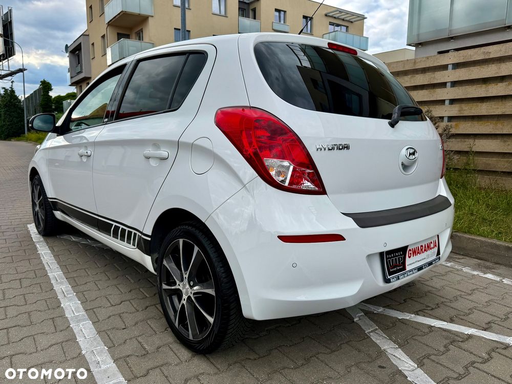 Hyundai i20 - 12