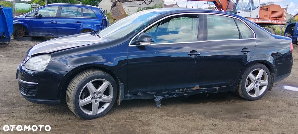 VW JETTA 1.9 TDI dawca części - 1