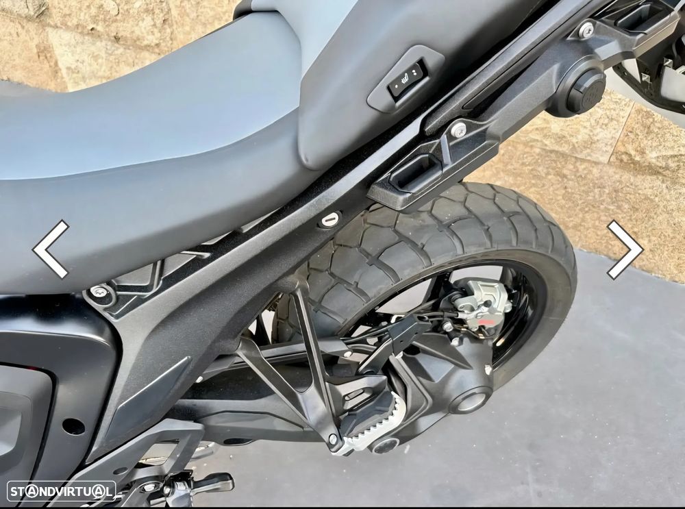 BMW R 1300 GS Triple Black - 16