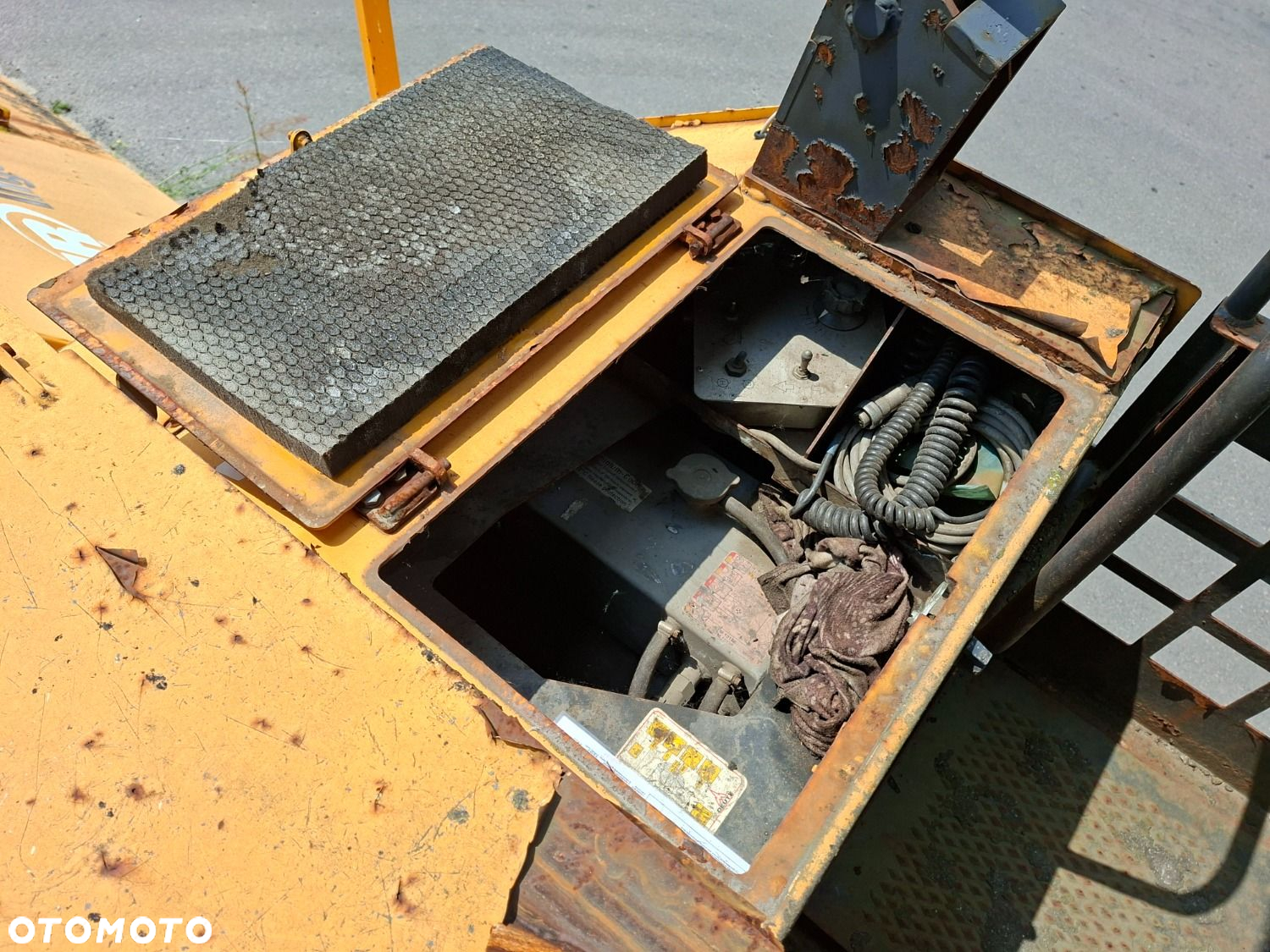 MIKANN Titan 326 - 18