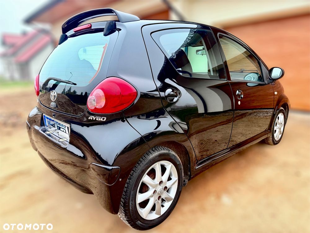 Toyota Aygo 1.0 VVT-i Premium - 2