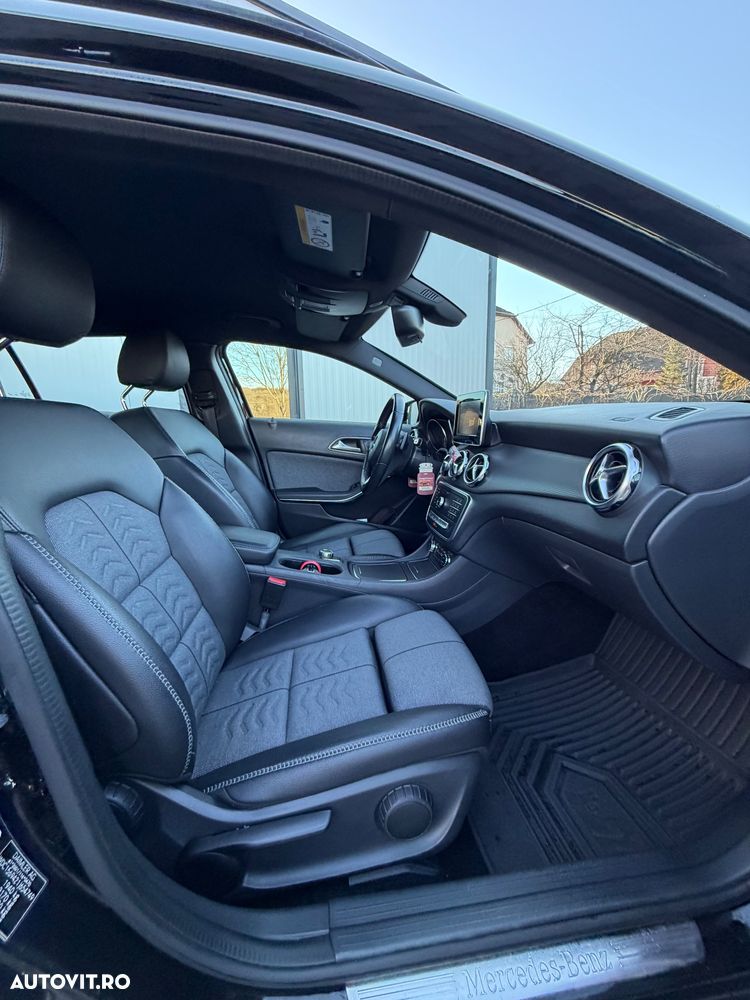 Mercedes-Benz GLA 180 7G-DCT Edition 1 - 10