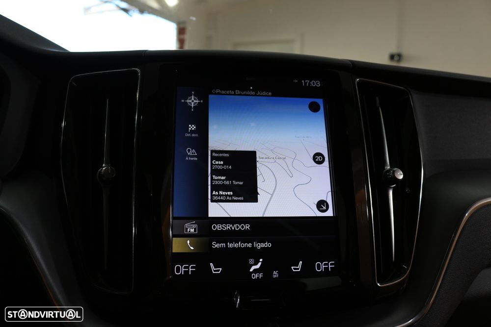 Volvo XC 40 2.0 D3 Momentum Plus - 21