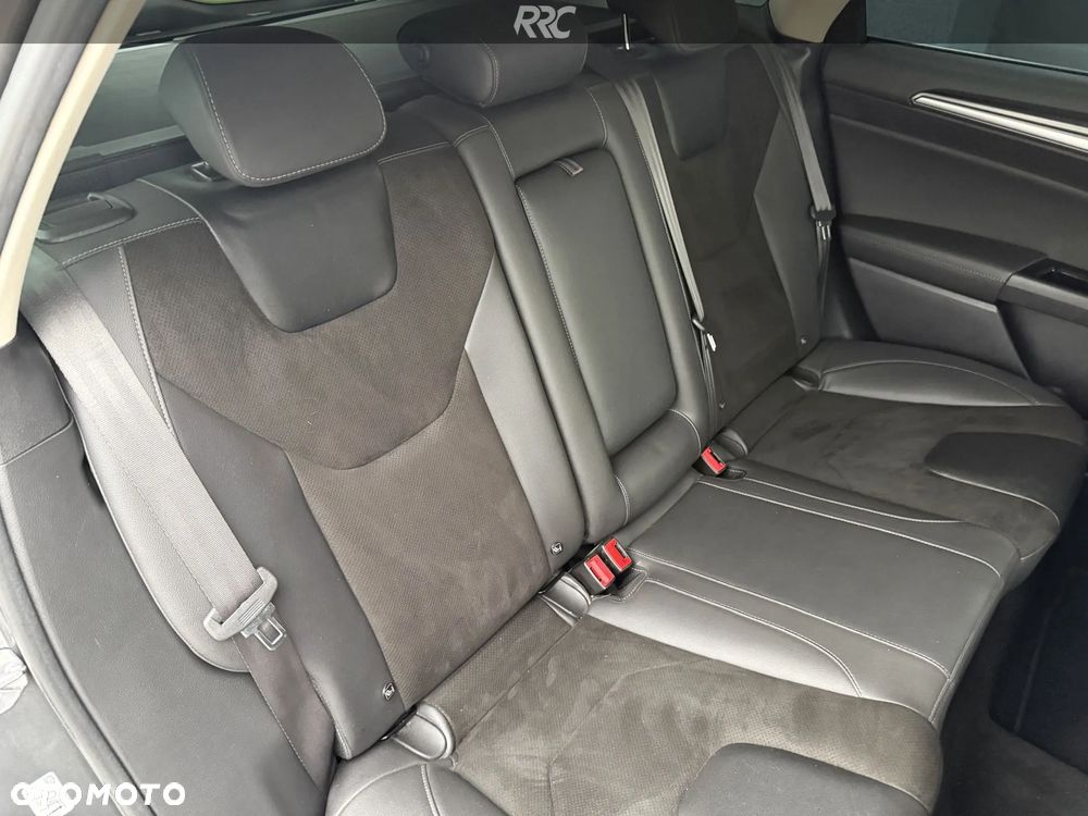Ford Mondeo 2.0 TDCi Titanium PowerShift - 28