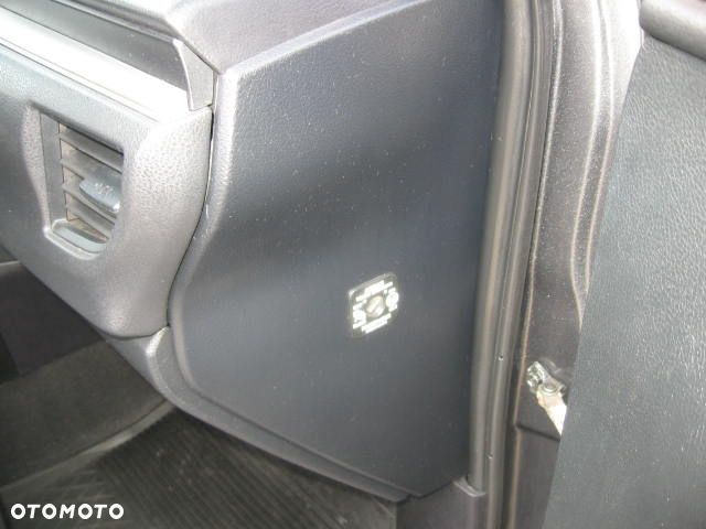 Toyota Corolla 1.4 D-4D Active EU6 - 18