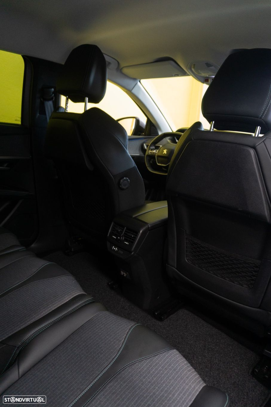 Peugeot 5008 1.2 PureTech Allure EAT8 - 20