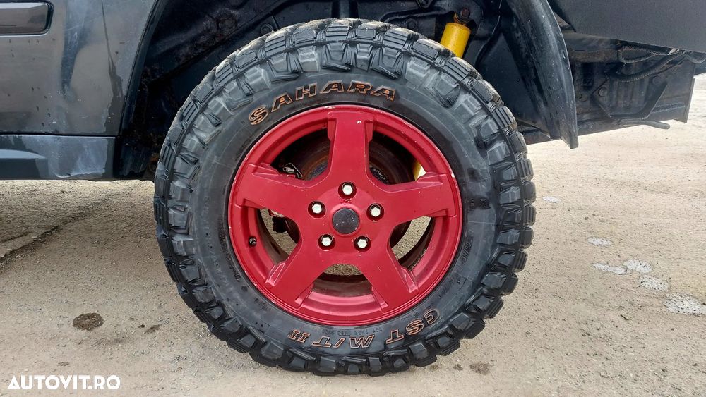 Jeep Grand Cherokee - 14