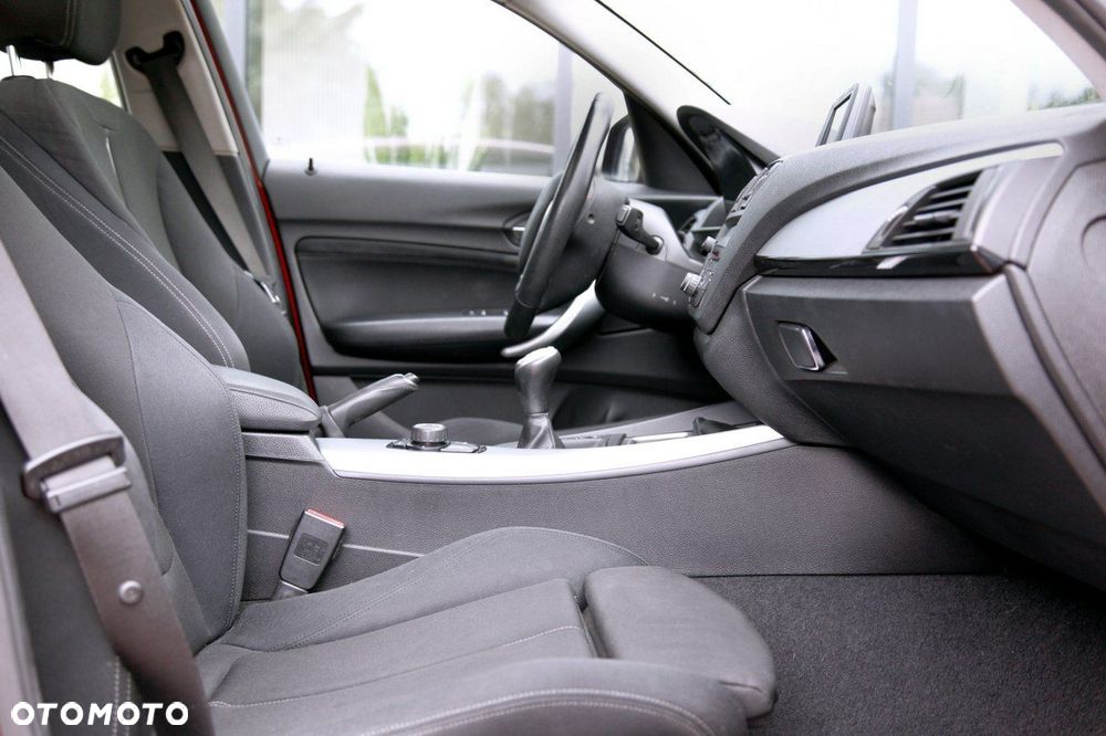 BMW Seria 1 - 16