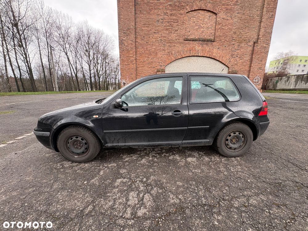 Volkswagen Golf 1.4 Basis - 3