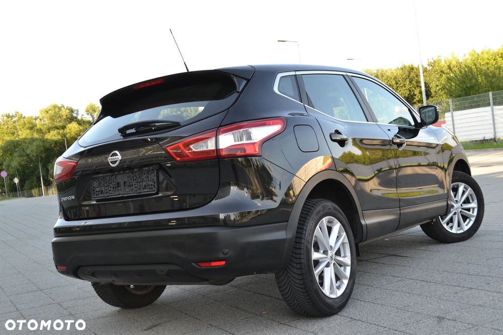 Nissan Qashqai 1.6 DCi Tekna - 11