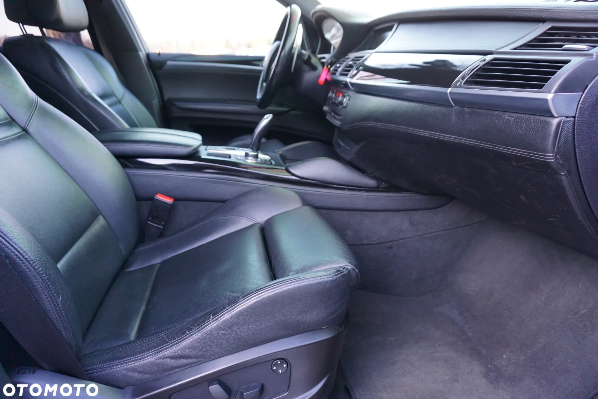 BMW X6M Standard - 17