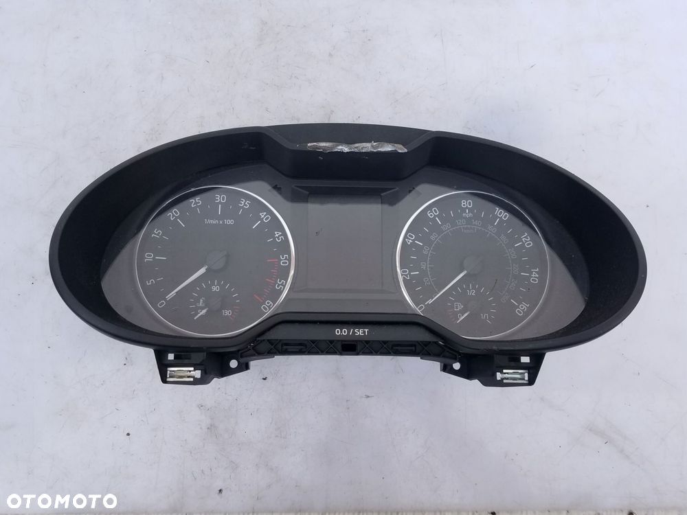 licznik zegary skoda octavia iii 1.6 tdi 5e0920951 - 1