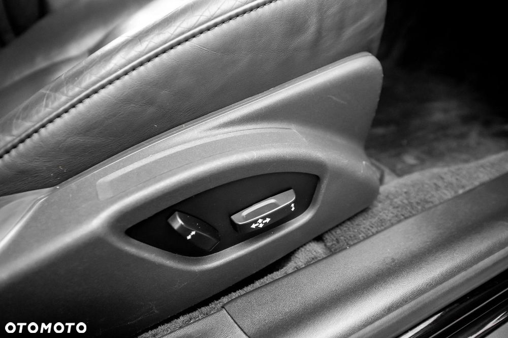 Volvo V70 T6 AWD Geartronic Momentum - 30