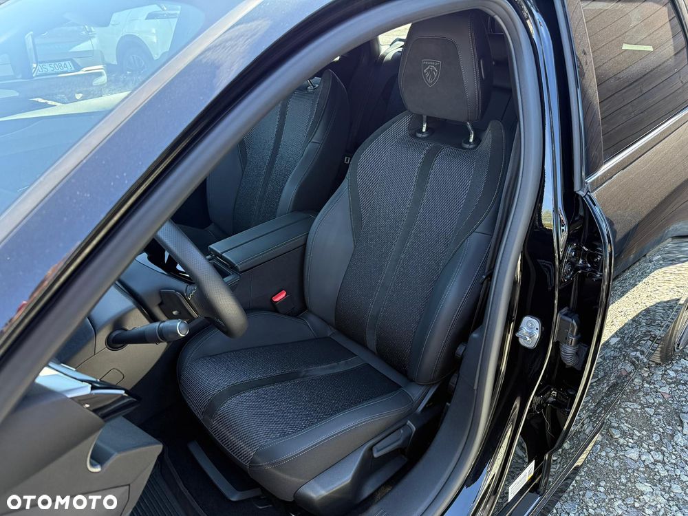 Peugeot 308 Hybrid 136 e-DSC6 GT - 22