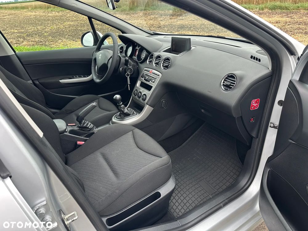 Peugeot 308 - 10