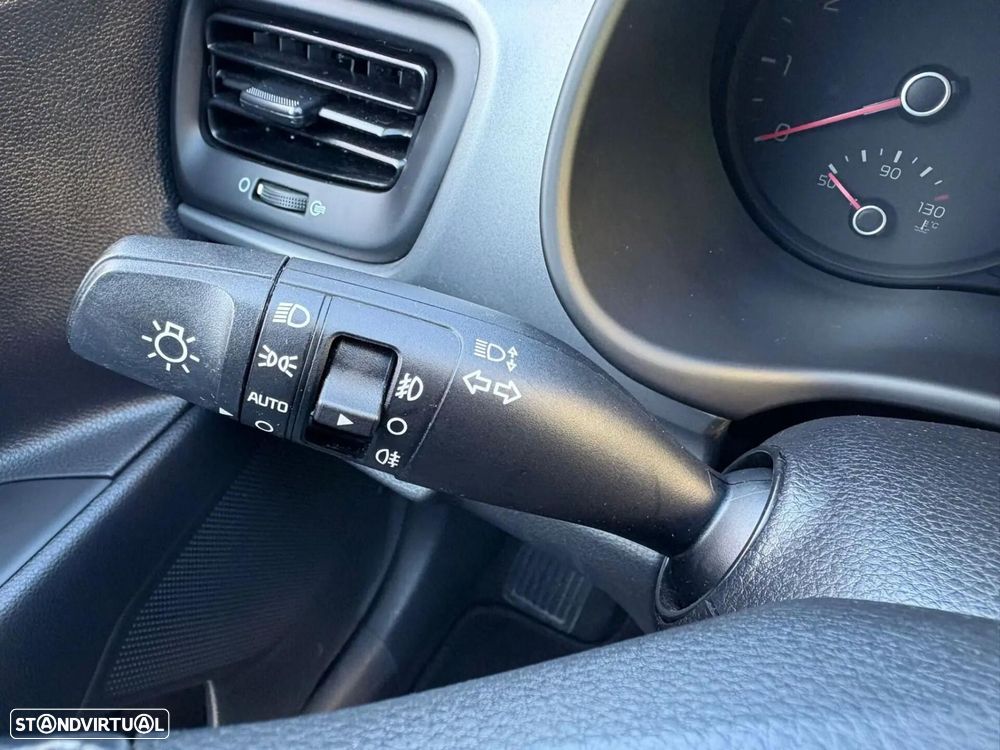 Kia Stonic 1.2 Dynamic - 38