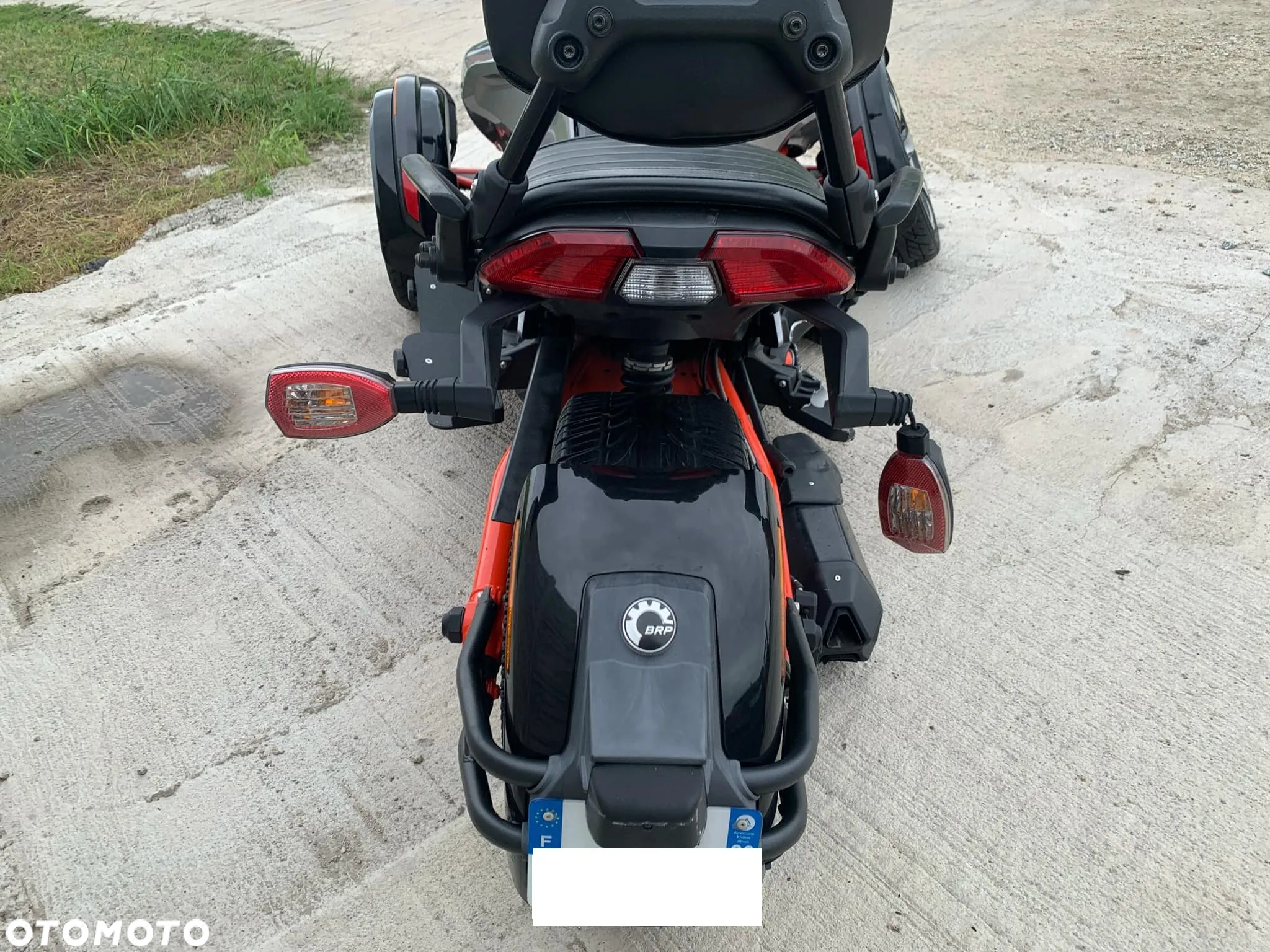 Can-Am Spyder - 19