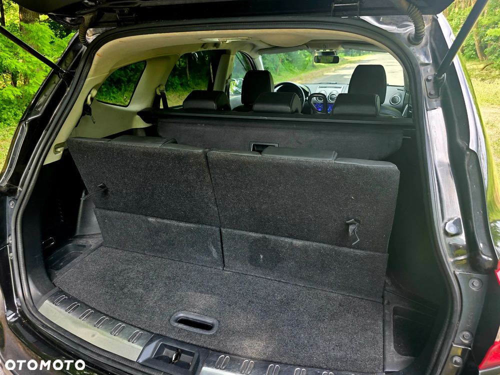 Nissan Qashqai+2 - 12