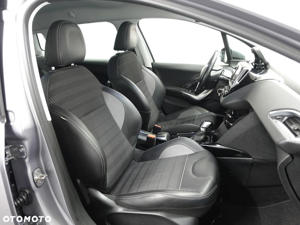 Peugeot 2008 1.5 BlueHDi Crossway - 25