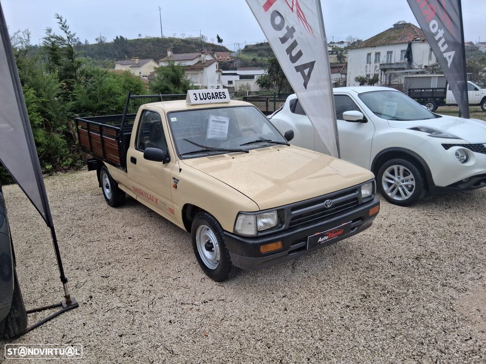 Toyota Hilux - 6