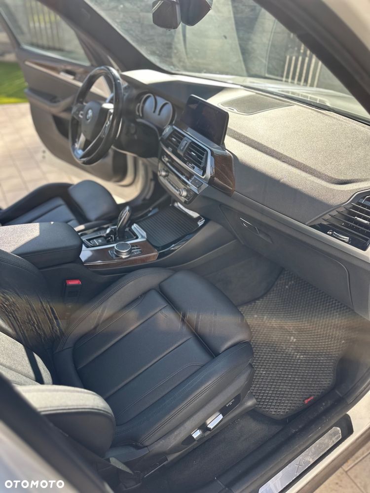 BMW X3 xDrive30i xLine - 17